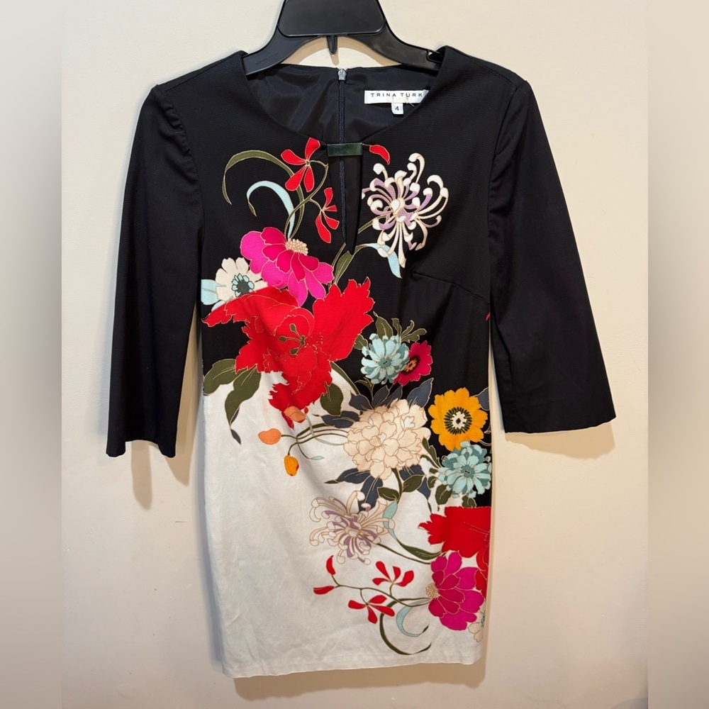 Trina Turk‎ Keyhole Neck Dress 3/4 sleeve Lined Black/Multi Sz 4